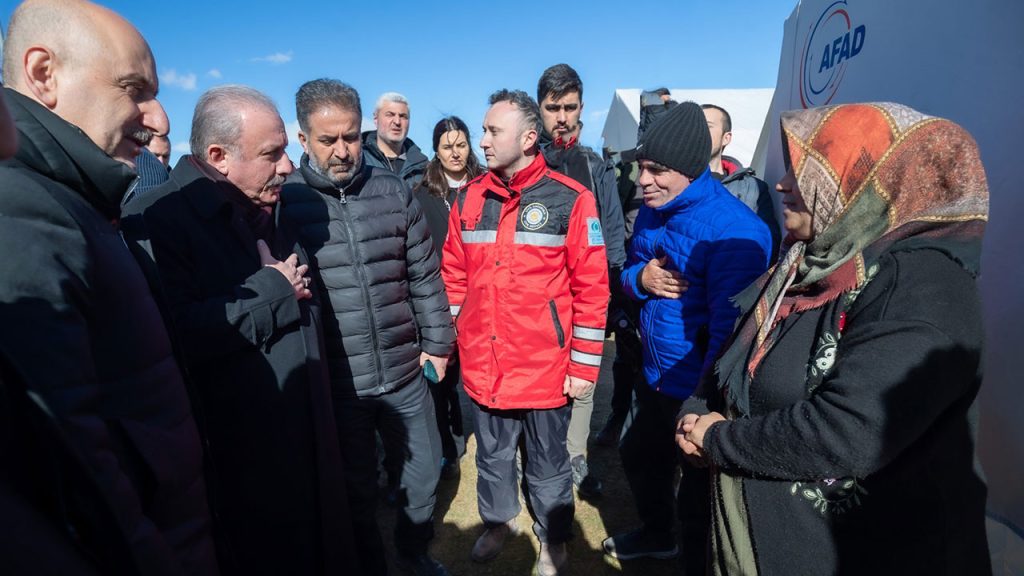 Mustafa Şentop ‘ders’ çıkarmış: Artık daha sağlam bina yapmalıyız