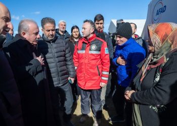 Mustafa Şentop ‘ders’ çıkarmış: Artık daha sağlam bina yapmalıyız