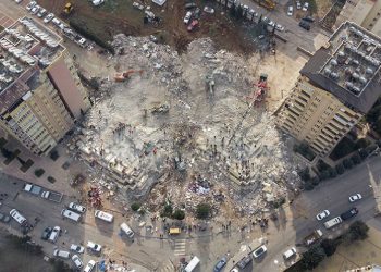 NATO, Türkiye'ye barınma tesisleri gönderiyor