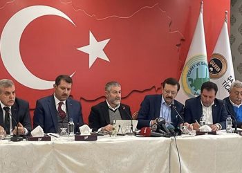 Nebati’den ‘Hükümet istifa’ yanıtı: Çalışırken ahlaksızlarla da mücadele ediyoruz