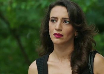 Nihal Yalçın: Servetine servet katanlar şurada kahraman olmasın