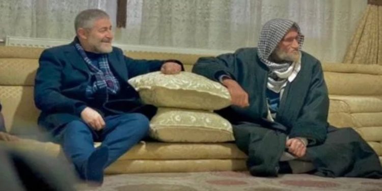 Nureddin Nebati'den fotoğraf savunması: Fırsatçı yaklaşım