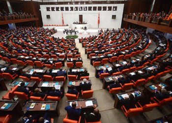 OHAL kapsamındaki beşinci kararname Meclis'e sunuldu