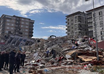 Önemli uyarılar; depremzedeler ‘hukuki’ olarak acilen bunları yapmalı!