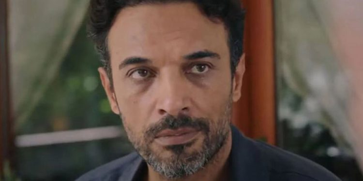 Oyuncu Uğur Arslan: ‘Ağabeyim, yengem ve yeğenlerim göçük altında. Artık onları kaybettik varsayıyoruz’