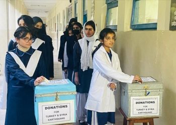 Pakistan'da Türkiye'deki depremzedeler için yardım kampanyaları başlatıldı