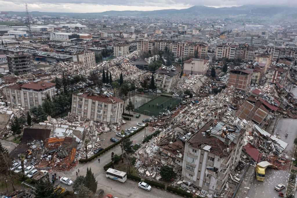 Peş peşe 180 sarsıntı: İşte bugün kayıtlara giren depremler