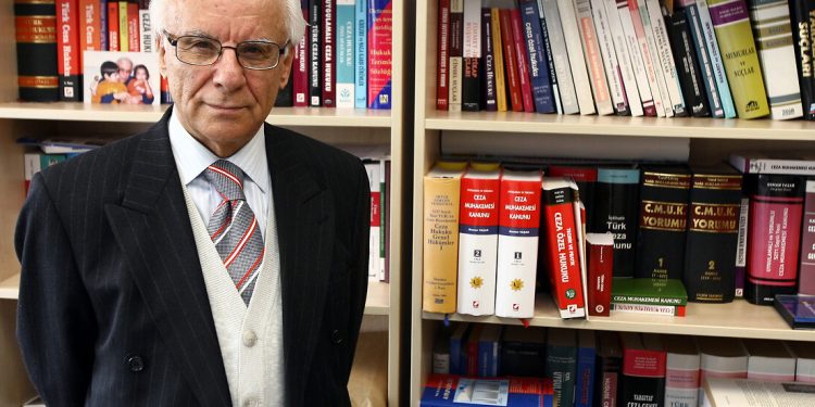 Prof. Dr. Sami Selçuk: Erdoğan, üçüncü kez seçilemez
