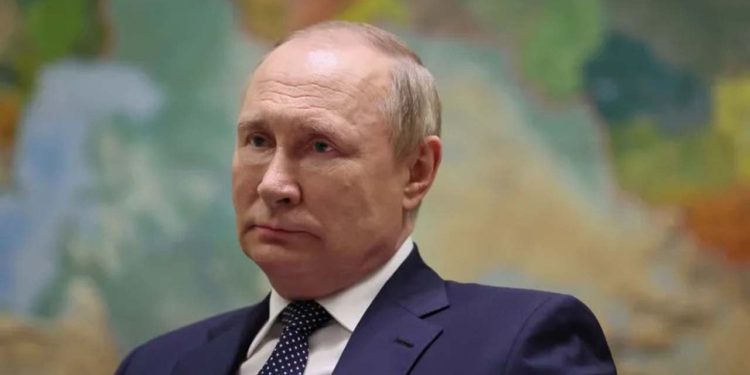 Putin: NATO Rus halkının acı çekmesi için uğraşıyor