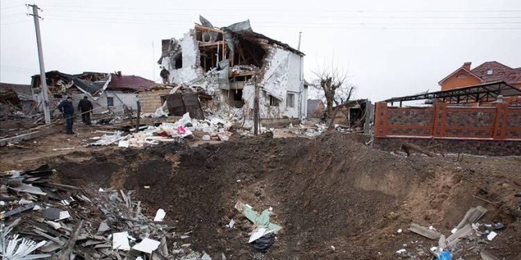 Rus füzeleri Ukrayna’nın doğu, batı ve güneyinde enerji altyapılarını vurdu