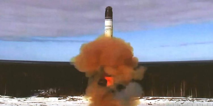 Rusya, Biden Ukrayna'dayken nükleer füze test etti