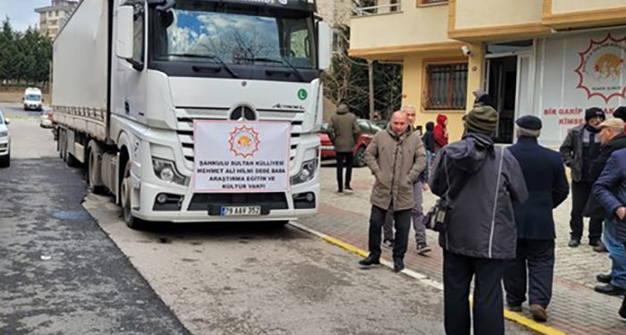 Şahkulu Sultan Vakfı’nın yardım TIR’ı gasp edilmek istendi; direnen vatandaş bacağından vuruldu