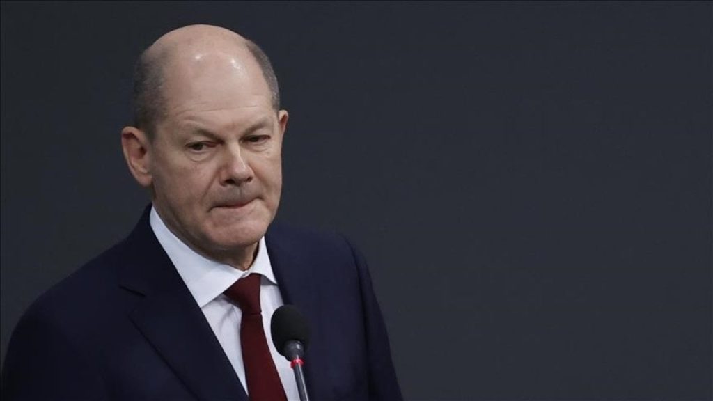 Scholz: G-7 ülkeleri Rusya'ya karşı yeni yaptırımlar konusunda anlaştı