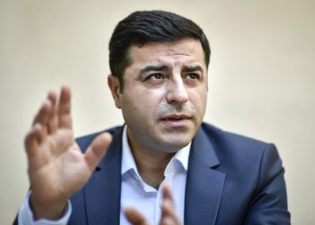 Selahattin Demirtaş: Sayın Arınç, sizi dinliyorsa ona deyin ki…