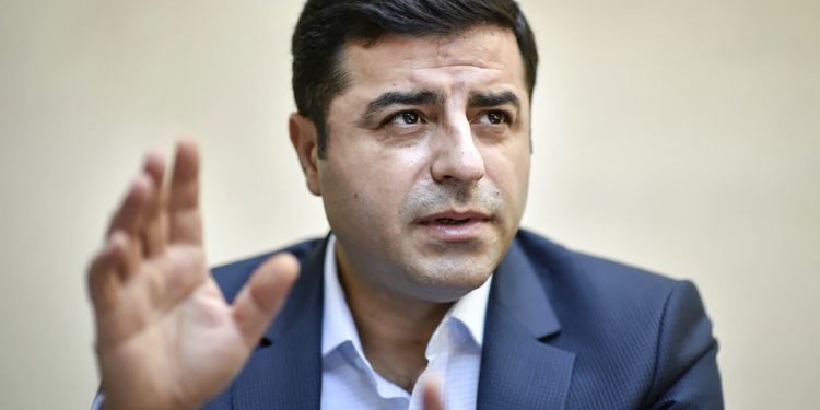 Selahattin Demirtaş: Sayın Arınç, sizi dinliyorsa ona deyin ki…