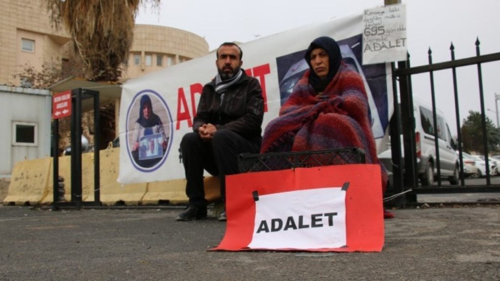 Şenyaşar ailesi Urfa'daki nöbetlerine ara verdi: 'Yardım çalışmalarına katılacağız'