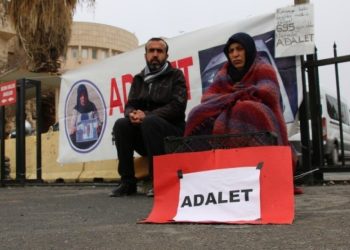 Şenyaşar ailesi Urfa'daki nöbetlerine ara verdi: 'Yardım çalışmalarına katılacağız'