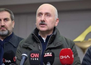 Soylu ‘yol şartları geciktirdi’ demişti, Karaismailoğlu ‘ulaşım kesintisiz sağlandı’ dedi