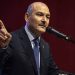 Soylu'dan 'hükümet istifa' diyen tribünlere: Mesaimizi bölmesinler, isterlerse rahat böleriz