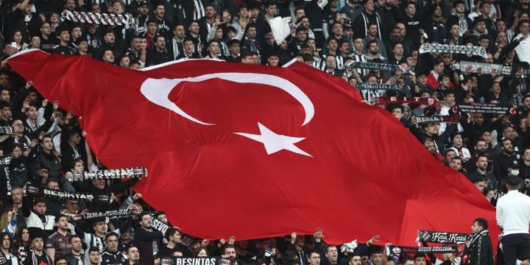 Statlardaki protestolar ne anlama geliyor?