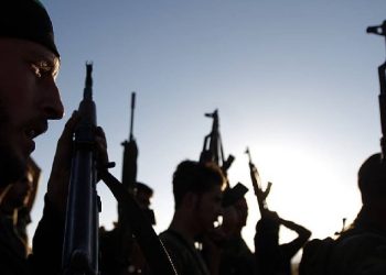 Suriye’de deprem bölgesinde Şam ve muhalifler arasında ilk çatışma