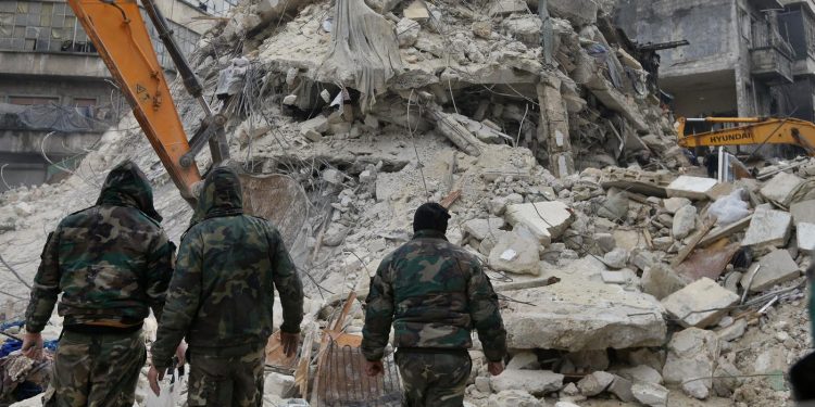 Suriye’deki savaş deprem yardımlarını nasıl etkiledi?