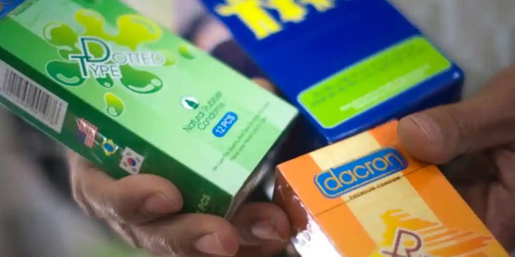 Taliban, “Batı’nın nüfusu kontrol komplosu” diyerek doğum kontrol yöntemlerini yasakladı