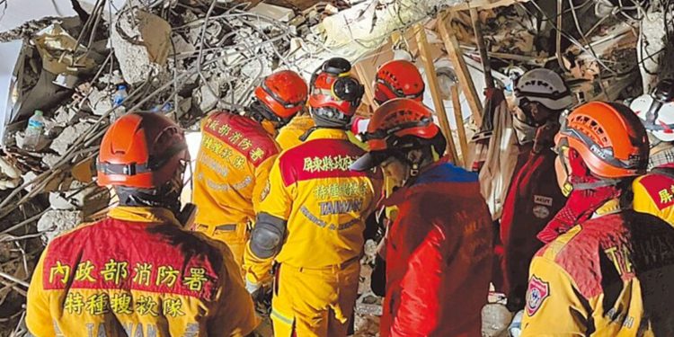 Tayvan ekibinin enkaz çalışmalarından uzaklaştırıldığı haberleri asılsızdır