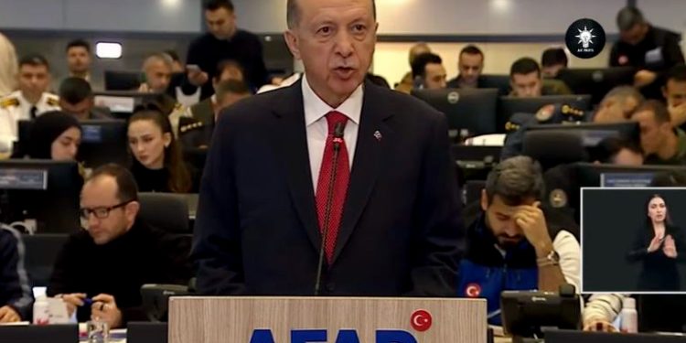 Tayyip Erdoğan açıkladı; yıkılan ve ağır hasarlı konut sayısı şimdilik 211 bin!