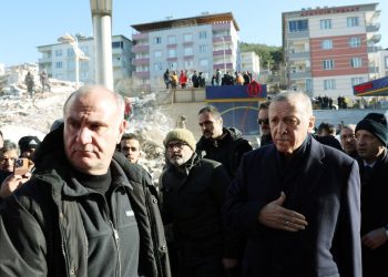 Telegraph gazetesi analizi: 'Bu deprem Erdoğan'ın sonu olabilir'