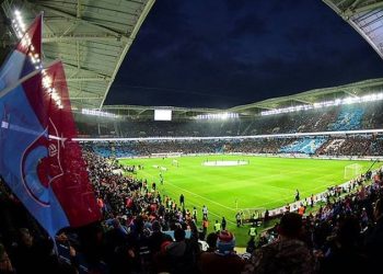 Trabzonspor'dan, depremzede çocuklar için oyuncak kampanyası