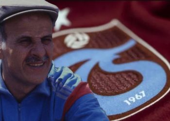 Trabzonspor’un efsanesi Ahmet Suat Özyazıcı vefat etti