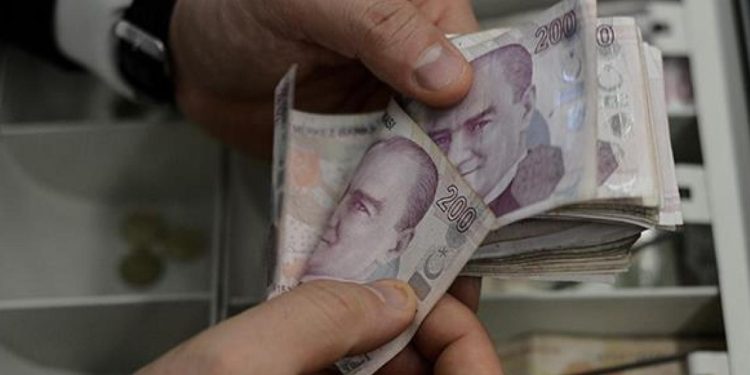 Türkiye genelinde 4 gün erken ödenecek: Memur maaşları 11 Şubat'ta hesaplara yatacak