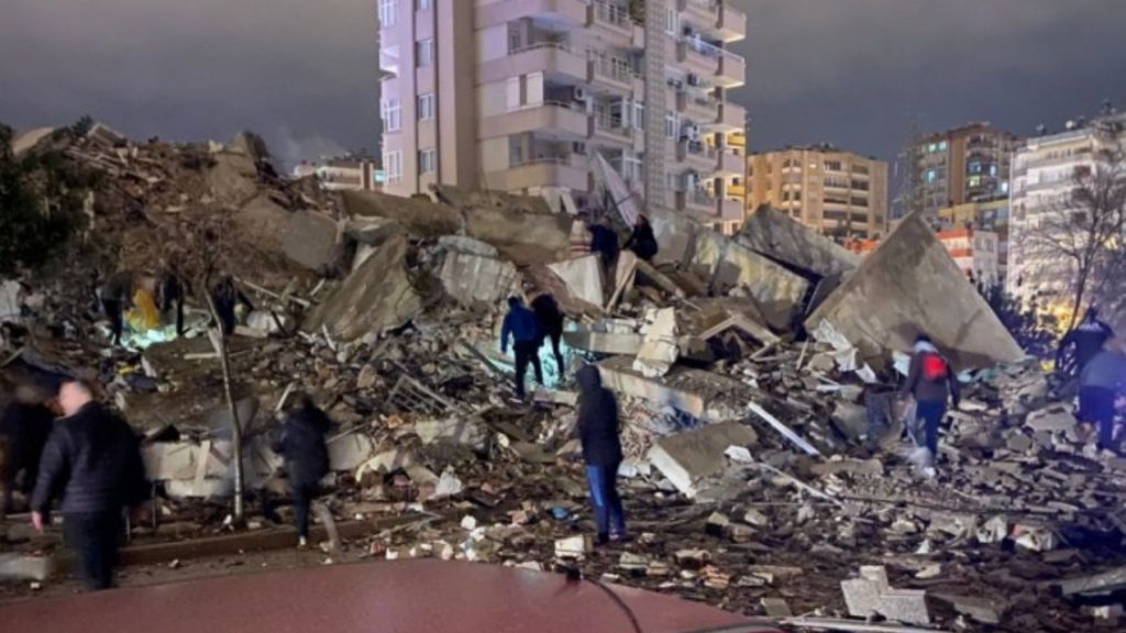 Türkiye'nin felaketle başa çıkması için hızlı bir yardım planı hazırlanması talimatı verdim