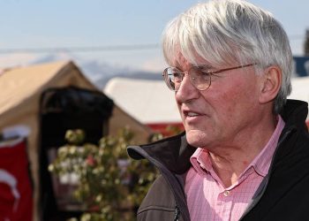 Türkiye'ye bu korkunç felakette yardım etmeye kararlıyız