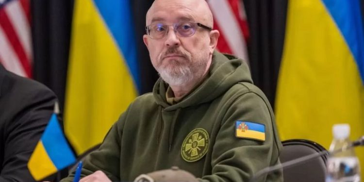 Ukrayna Savunma Bakanı, Rusya'nın yeni ve büyük bir saldırı hazırlığında olduğunu söyledi ve bunun 24 Şubat'ta başlayabileceği konusunda uyardı.