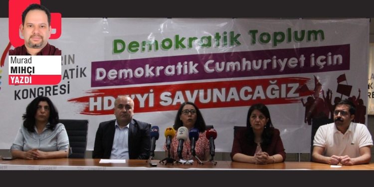 Umuda Yolculuk: Yeniden Halkların Demokratik Kongresi