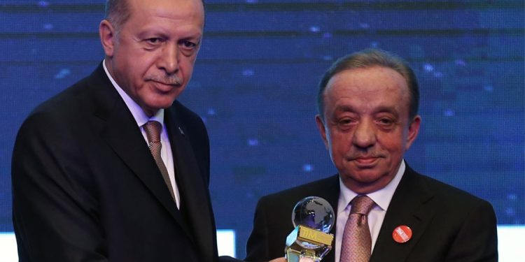 Yandaş müteahhit Mehmet Cengiz’den bağış açıklaması: ‘Bu yardımı alın terimle millete hibe ettim’