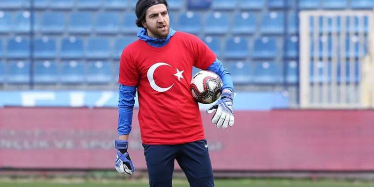 Yılmaz Vural, enkaz altında kalan kaleci Ahmet Eyüp Türkaslan'ın arama çalışmalarıyla ilgili son durumu paylaştı