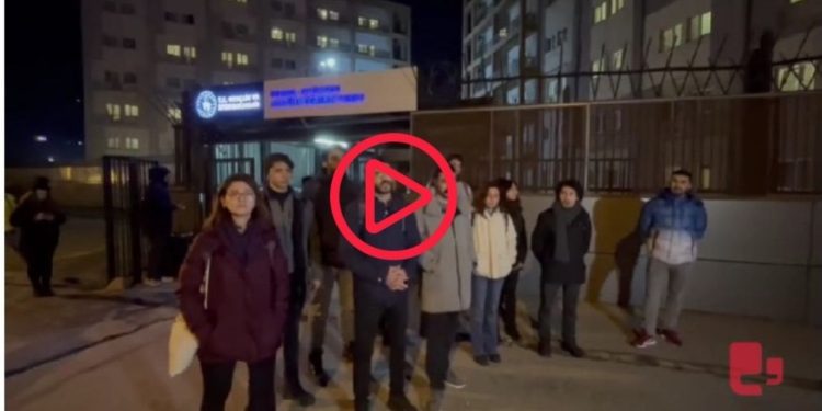 Yurtlarından çıkarılan öğrencilerden açıklama: İlk vazgeçilen gençlik olamaz