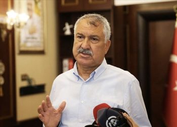 Zeydan Karalar: Devlet yıkılması gereken binalara imar affı çıkarıyor