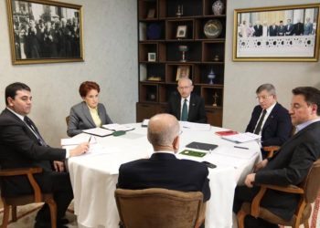 ‘Deprem’ gündemiyle toplanan Altılı Masa’dan ortak açıklama: “Ölçüsüz rant hırsı milletimize ölümcül bir fatura ödetmiştir”