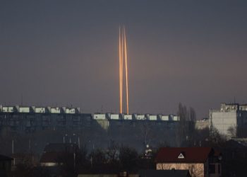 Rusya, Ukrayna’ya geniş çaplı füze saldırısı düzenledi 5 kişi yaşamını yitirdi