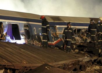 Yunanistan’daki tren kazasında en az 32 kişi can verdi, 25’i ağır 85 kişi yaralandı