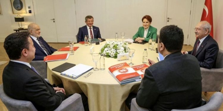 Millet İttifakı cumhurbaşkanı adayını belirlemek için toplanıyor