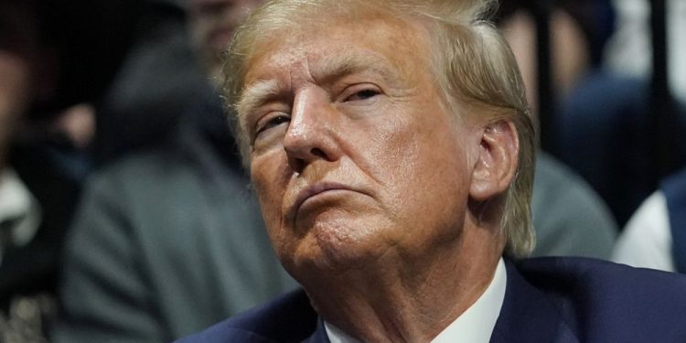 New York polisi, eski ABD Başkanı Trump’ın gözaltına alınması ihtimaline karşı alarma geçti