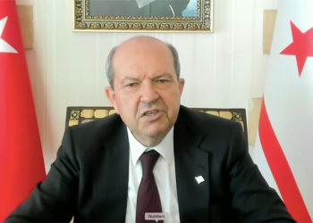 Tatar’a Londra’da Sözlü Taciz ve Engelleme Girişimi