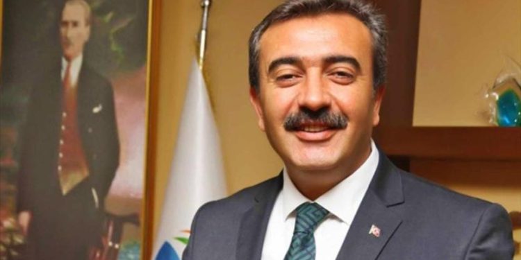 Çukurova Belediye Başkanı Soner Çetin’e suikast girişimi