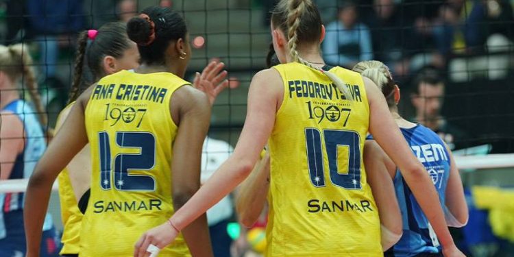 3 Türk takım Şampiyonlar Ligi yarı finalinde