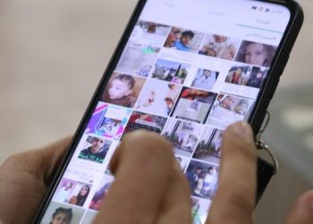 Suriyeliler deprem kayıplarını bulmak için çalışıyor